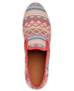 Sun + Stone Men's Reins Geo-Print Slip-On Sneakers, Created For Macy's 11 Sun + Stone Men's Reins Geo-Print Slip-On Sneakers, Created For Macy's -Vince Camuto Sale 22199657 fpx