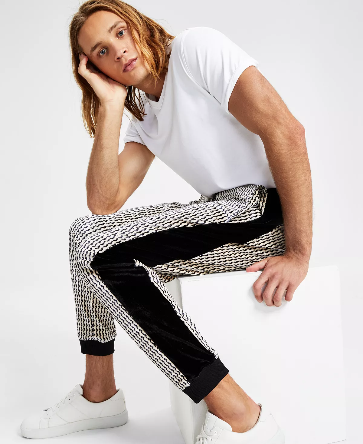 INC International Concepts Men's Squiggly Lines Printed Drawstring Velour Pants, Created For Macy's 9 INC International Concepts Men's Squiggly Lines Printed Drawstring Velour Pants, Created For Macy's - Image 7